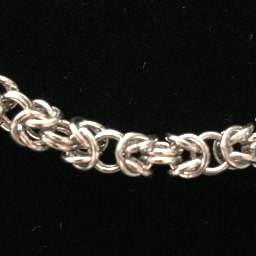 Brand New, Stunning, Intricate Necklace